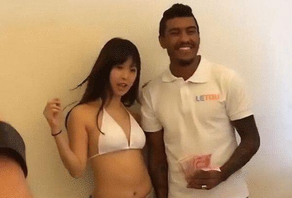 女大学生的恋情