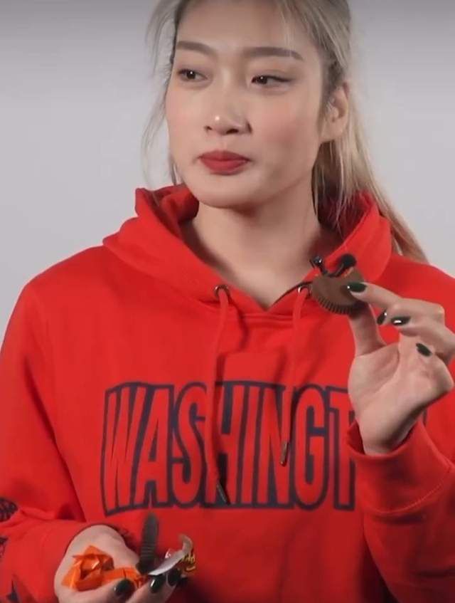 关系：嫂子和女儿