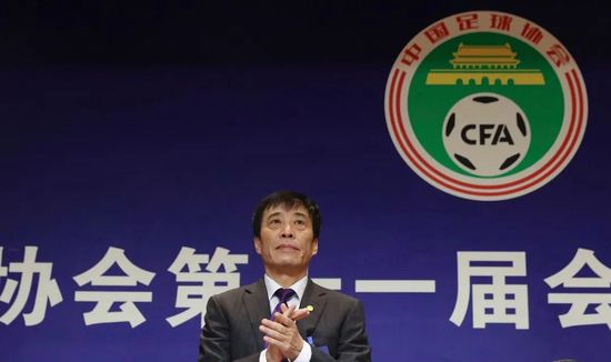 在教室伦流澡到高潮h免